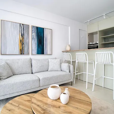 Stunning Seaview One Bedroom At Venus דירה פאפוס